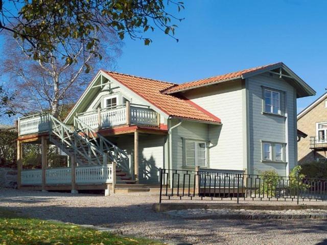 Hotell Villa Vesta Ронеби Екстериор снимка