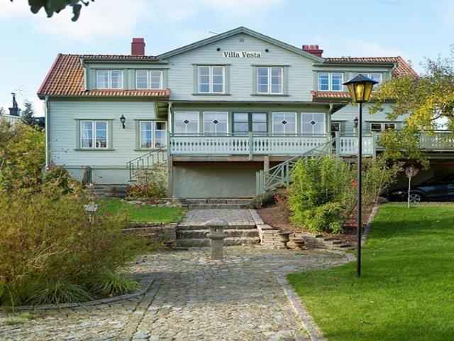 Hotell Villa Vesta Ронеби Екстериор снимка